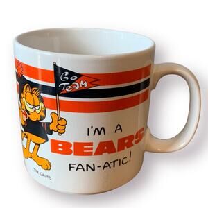 Vintage NFL Garfield Chicago Bears Football Fan-atic Coffee Cup Mug Enesco 1978